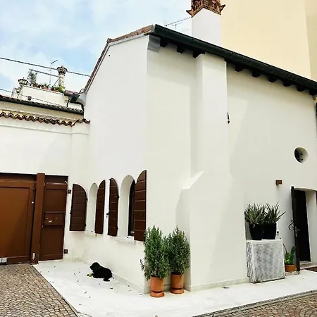 Ca' Degli Uberti Dimora Storica Apartament Treviso