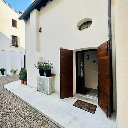 Ca' Degli Uberti Dimora Storica *